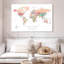 Carte du monde personnalisée «Love I Push Pin»-567373163-568212033