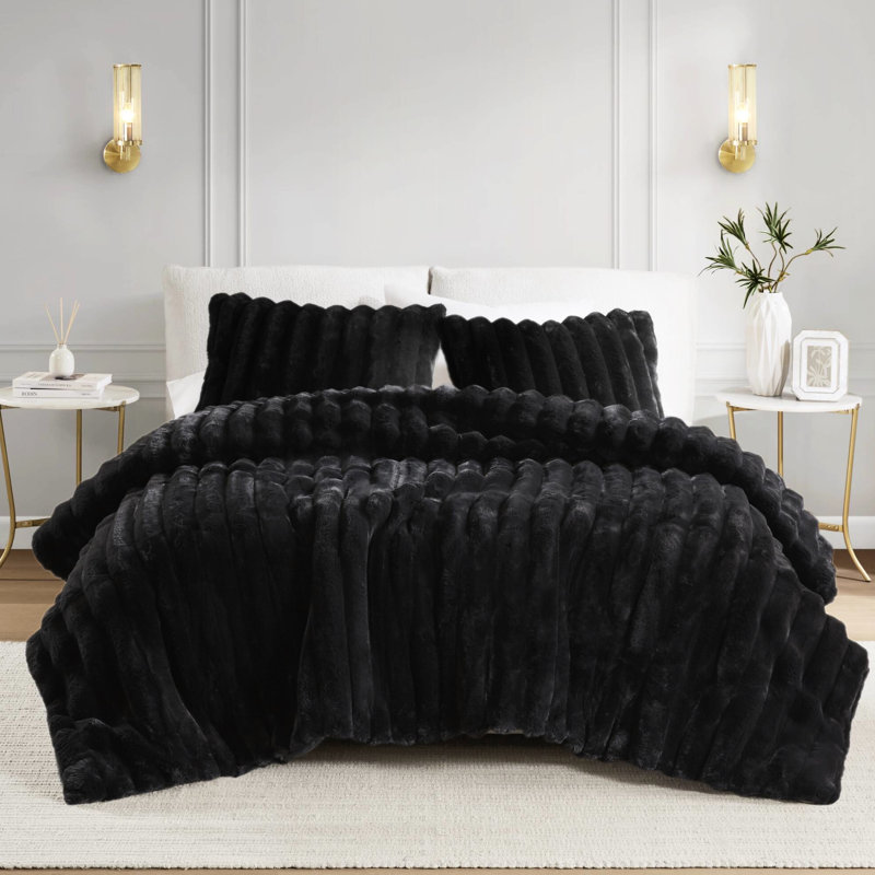 3 pièces, noir, très grand lit, ultra doux, fausse fourrure, édredon, rembourrage, configuration très douce des taies décoratives assorties, housse de taie décorative superposée, coussin de sécurité