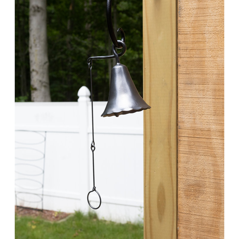 Berns Bell, Petit