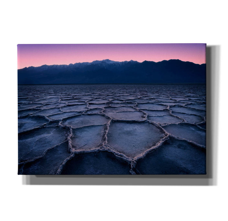 «Badwater Twilight» par Rick Berk, art mural sur toile, H 18 po x l 26 po x P 0,75 po