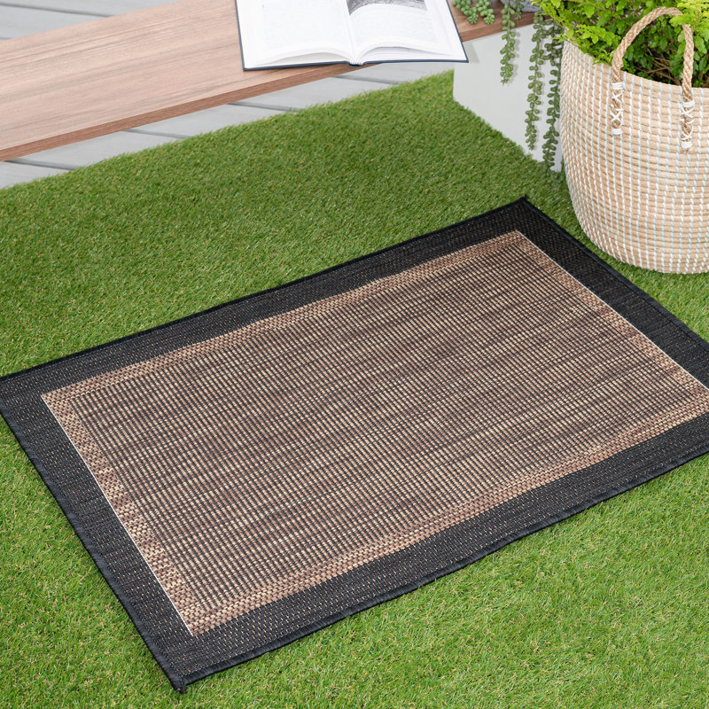 Tapis intérieur / extérieur tissé à la machine Dellroy, Rectangle 2 pi x 3 pi