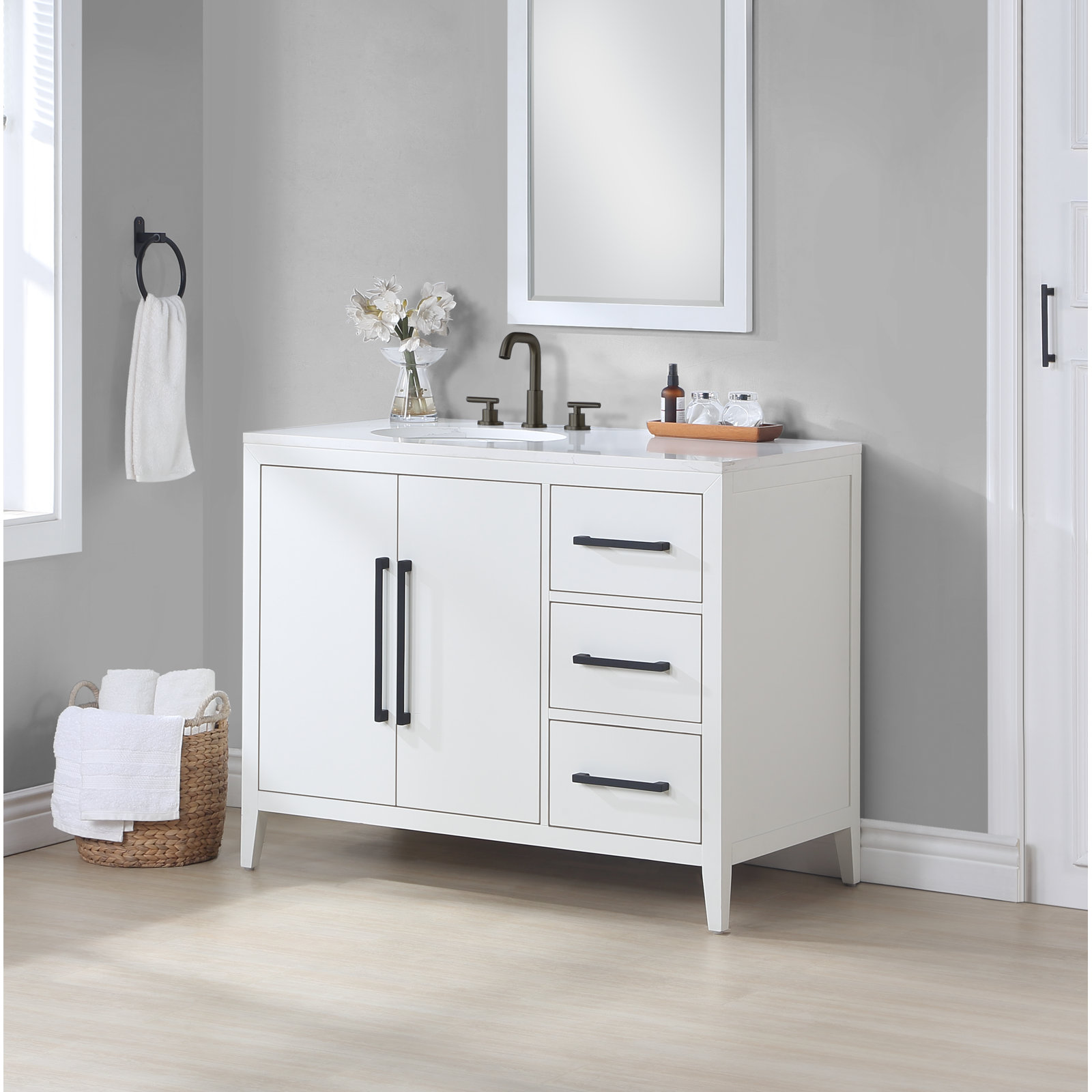 Adrienne 42'' Single Bathroom Vanity, White