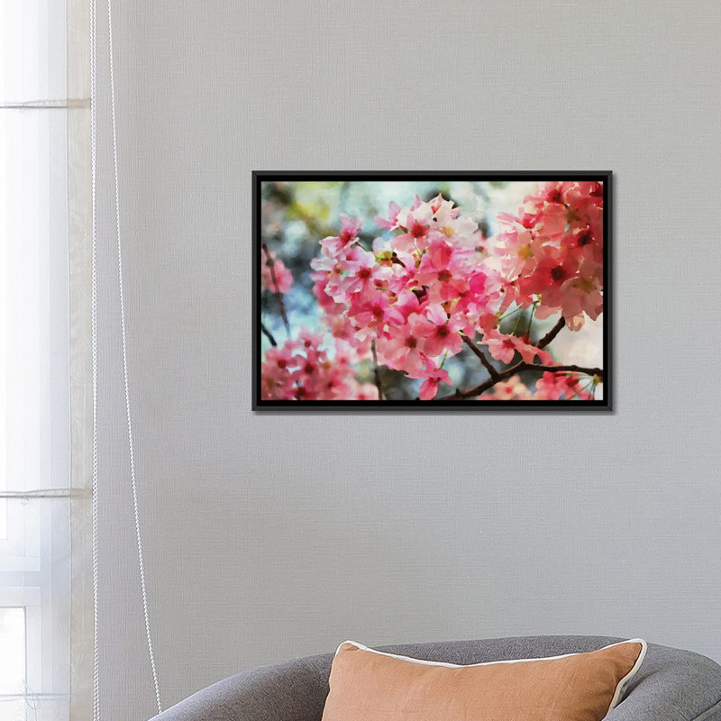 «Cherry Flowers IV» par Irena Orlov - reproduction d'art sur toile tendue, H 18 po x l 26 po x P 1,5 po, Toile encadrée noire