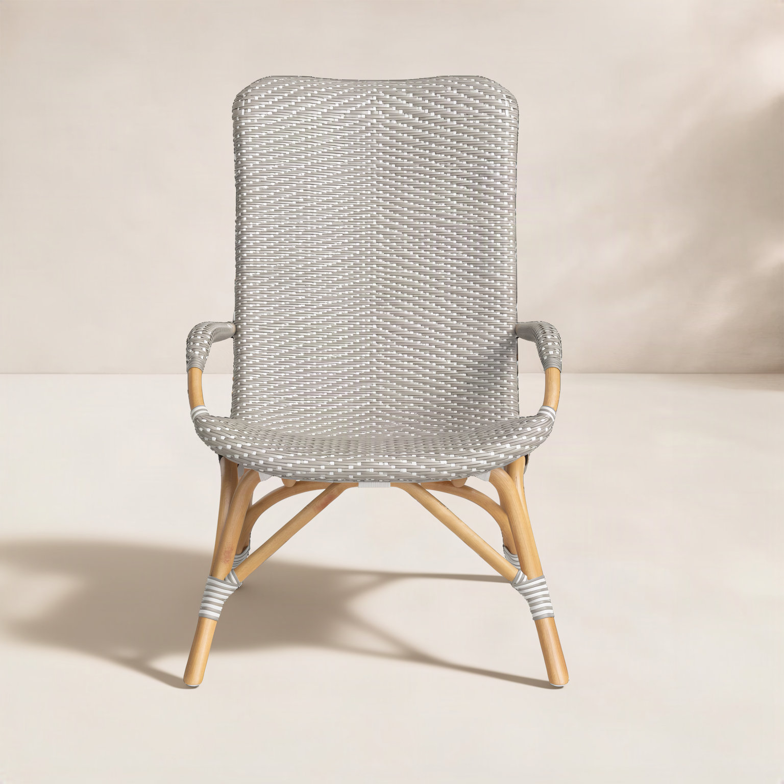 Philly Wicker Outdoor Lounge Chair