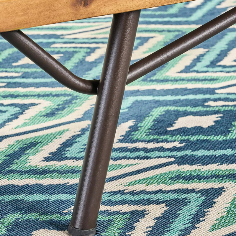 Bois avec détails faits à la main - Coussins de siège de patio confortables et élégants avec pieds en métal rustiques