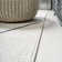 Tapis blanc / gris à motif de losanges minimalistes Bertrice