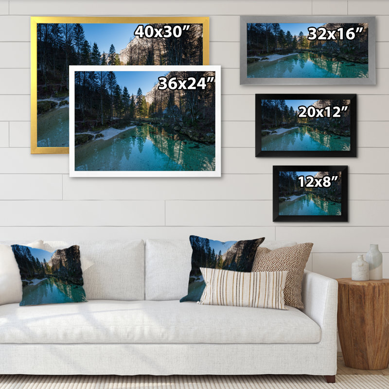 «Turquoise Water Grounded by Trees», reproduction d'art sur toile, H 12 po x l 20 po x P 1 po, Cadre noir