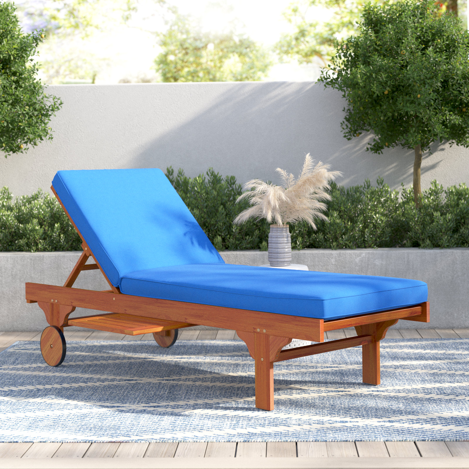 Jivera 28" Eucalyptus Patio Chaise Lounge, Natural, Royal Blue
