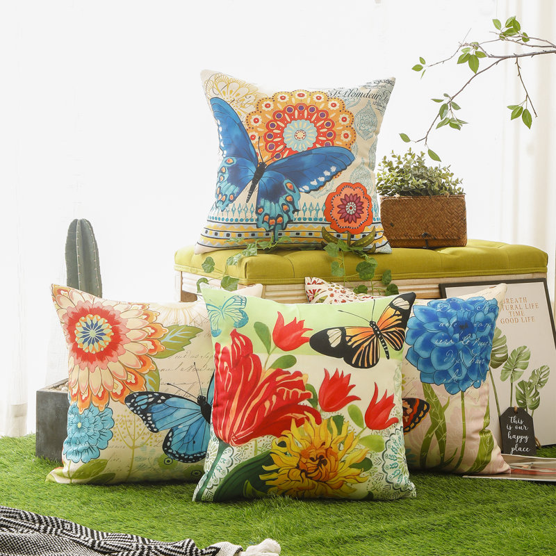 Indoor / Outdoor Red Square Cushion Cover