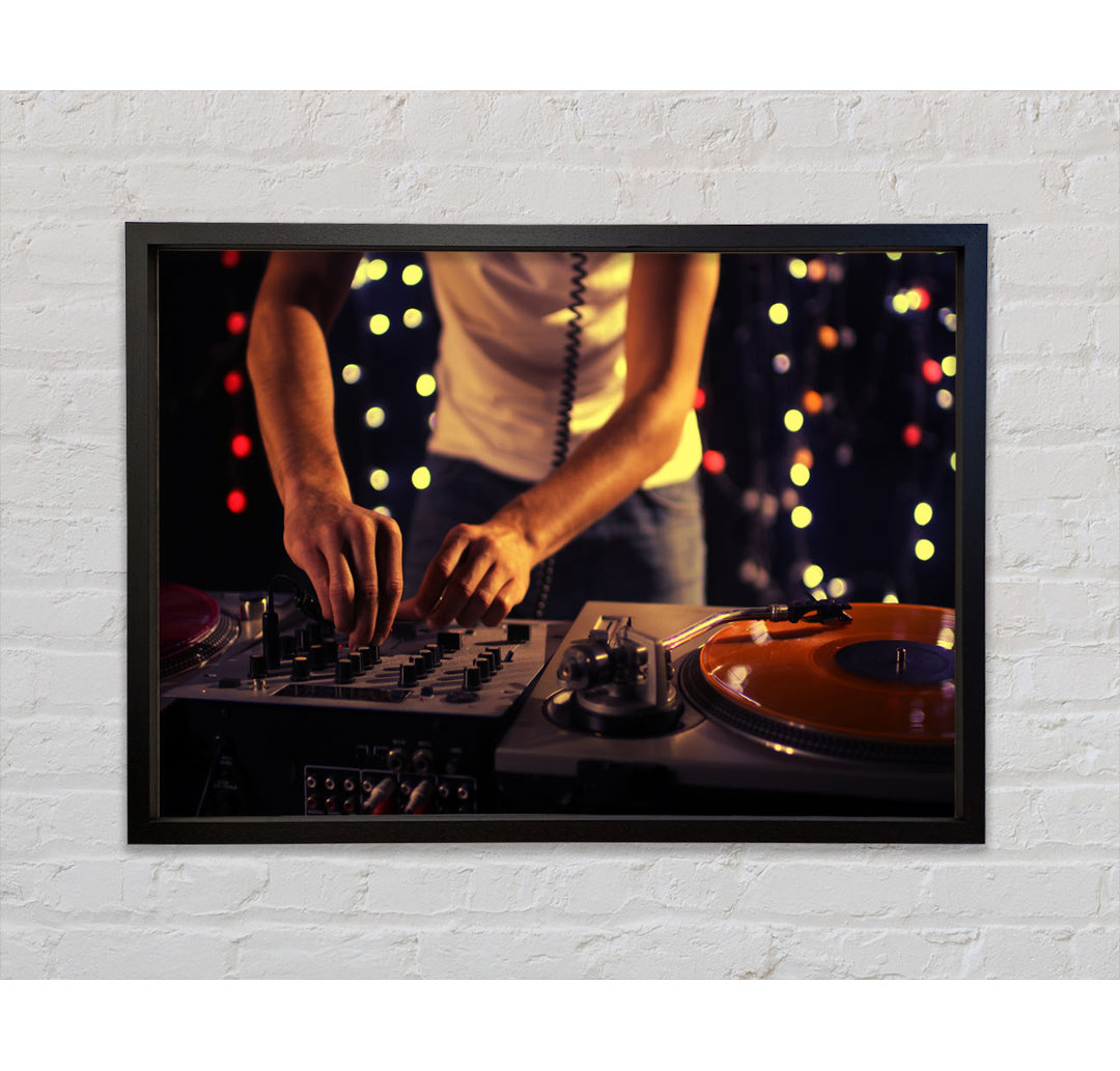 Mixing On The DJ Desk - Single Picture Frame Kunstdrucke auf Leinwand