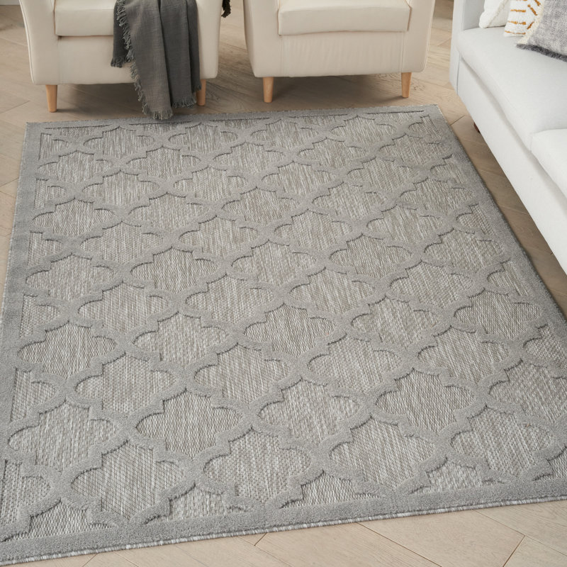 Adianey Red Barrel Studio Easy Care Trellis Silver/Grey Indoor/Outdoor Area Rug, Rectangle 5' x 7'