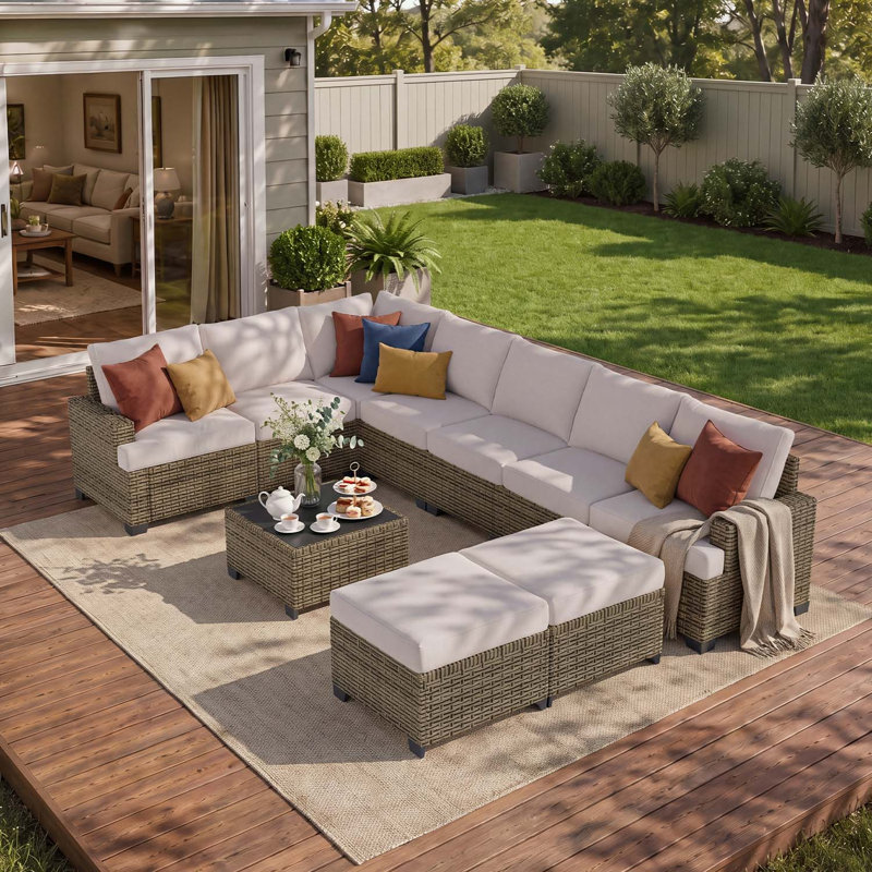 Ensemble de conversation modulaire 10 pièces pour patio avec osier en PE, coussins de 4 po et table basse, Beige
