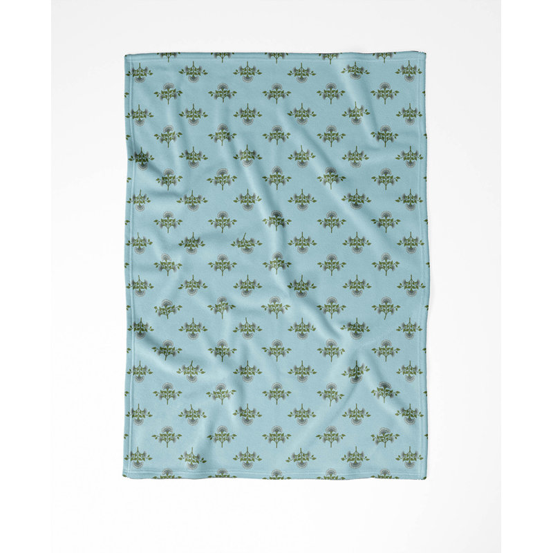 Couverture en velours de polaire Flora, L 60 po x l 50 po, Motif floral bleu