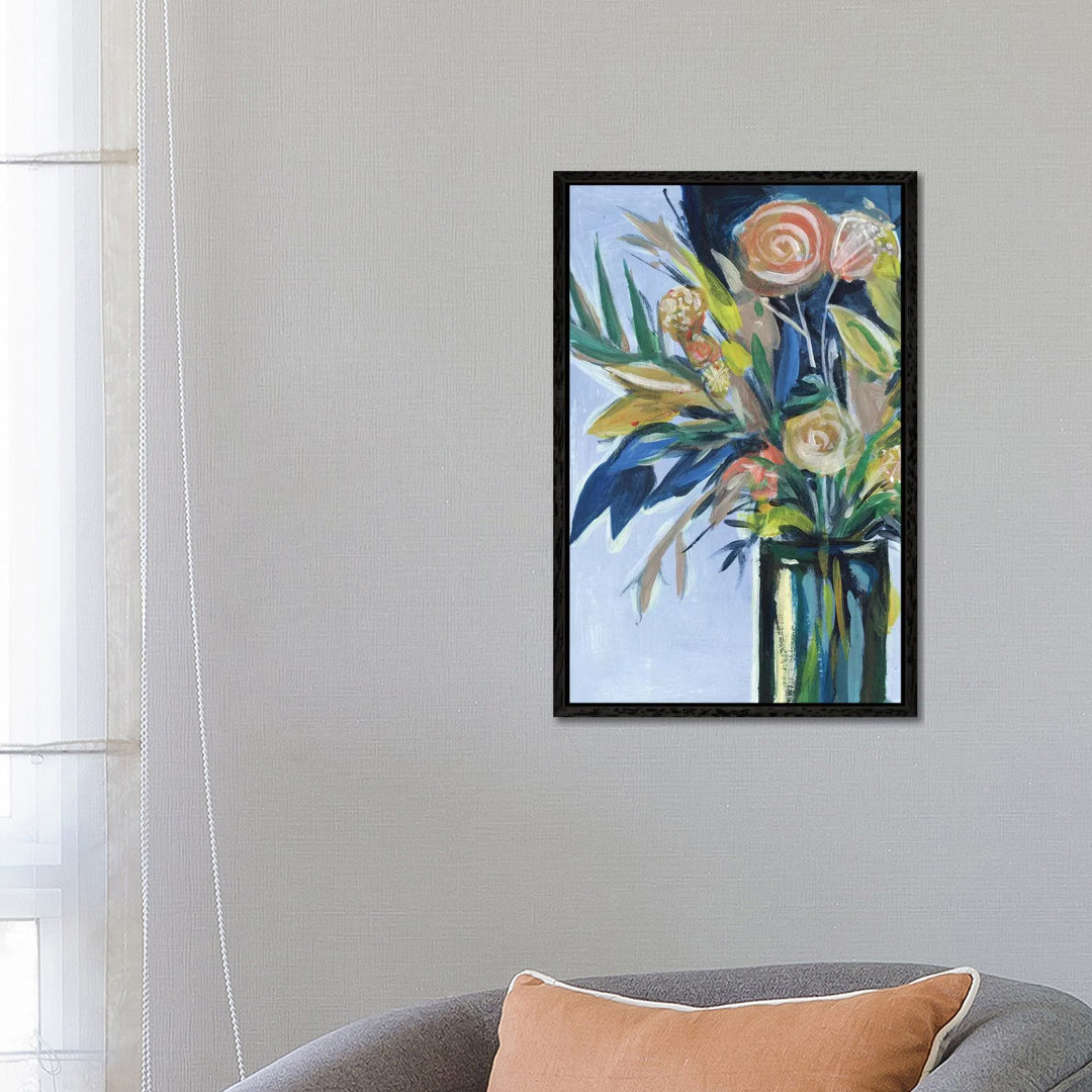 Flowers In A Vase II von Melissa Wang - Galerie-verpackte Leinwand Giclée auf Leinwand