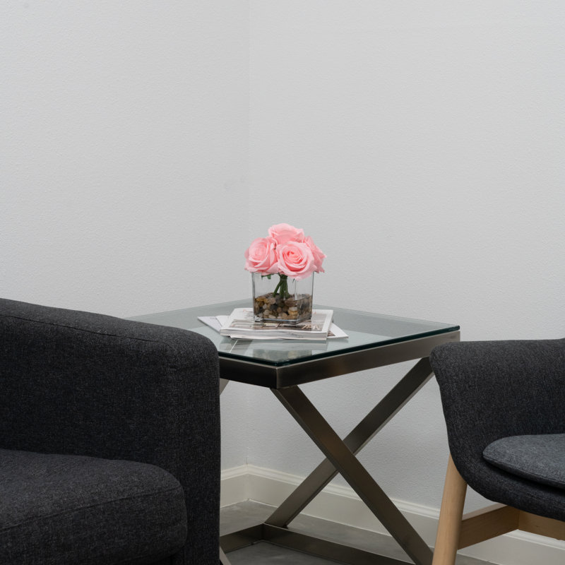 Arrangement de roses de 8 po
