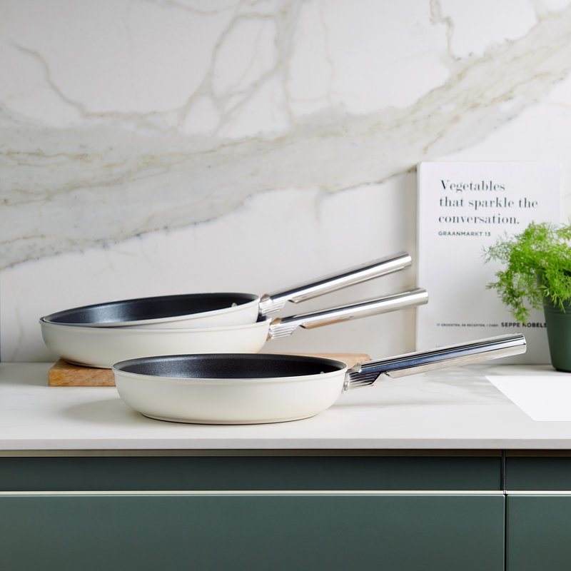 Smeg Non Stick Oven Safe Frying Pan, Matte Cream, 24 cm