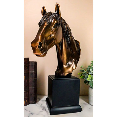 Figurine Jonesha