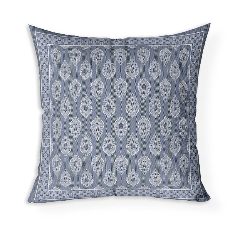 Coussin décoratif rayé à motif cachemire intérieur / extérieur Dreamscape, Blanc / Gris, H 16 po x l 16 po