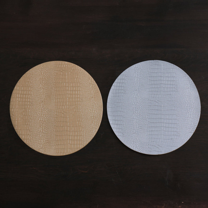 VIDA Snakeskin Reversible Round Placemats, 15.5" W x 15.5" L, Silver/Gold