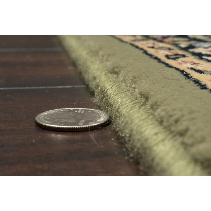 Tapis vert / ivoire Attell, Tapis de couloir 2 pi 2 po x 11 pi