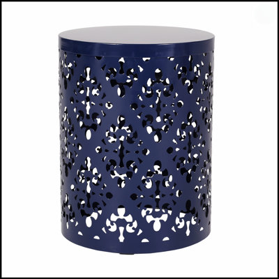 Durable Outdoor Metal End Table With Elegant Floral Design For Modern And Functional Decor