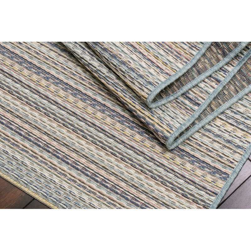 Tapis intérieur / extérieur bleu Pennock, Rectangle 6 pi 7 po x 9 pi 6 po