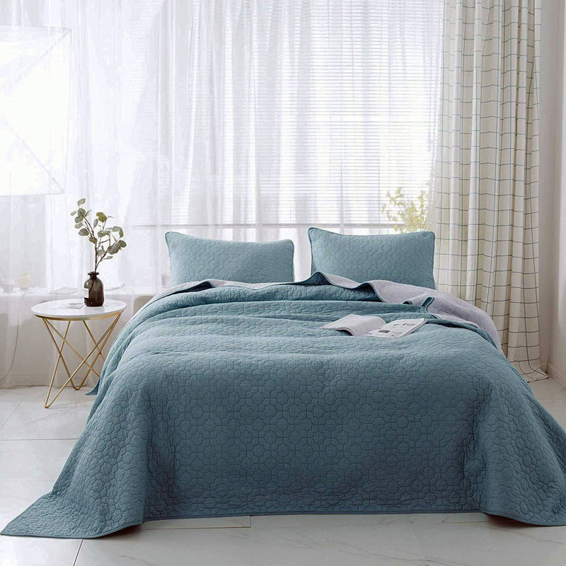 American Traditional Cotton Geometric Shapes Coverlet, Queen Coverlet + 2 Shams