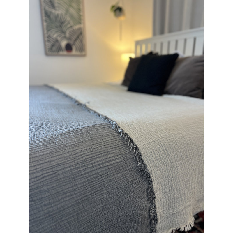 Couverture de lit en mousseline froissée, Gris