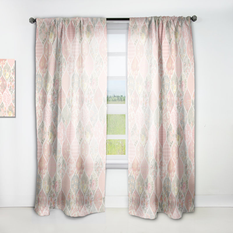 Panneau de rideau simple semi-diaphane avec passe-tringle Patchwork, l 52 po x L 120 po