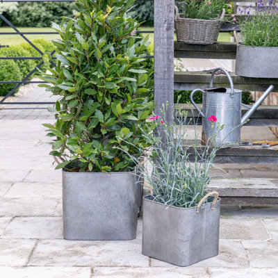 Metal Pot Planter