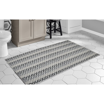 Armelle Non-Slip Shower Mat