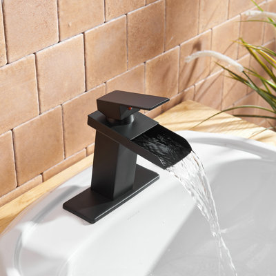 Single-Hole and Centerset -handle Bathroom Faucet