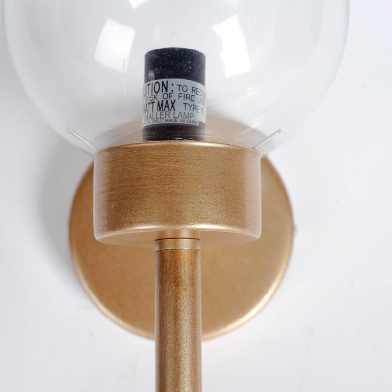 Vickie Armed Sconce, Gold