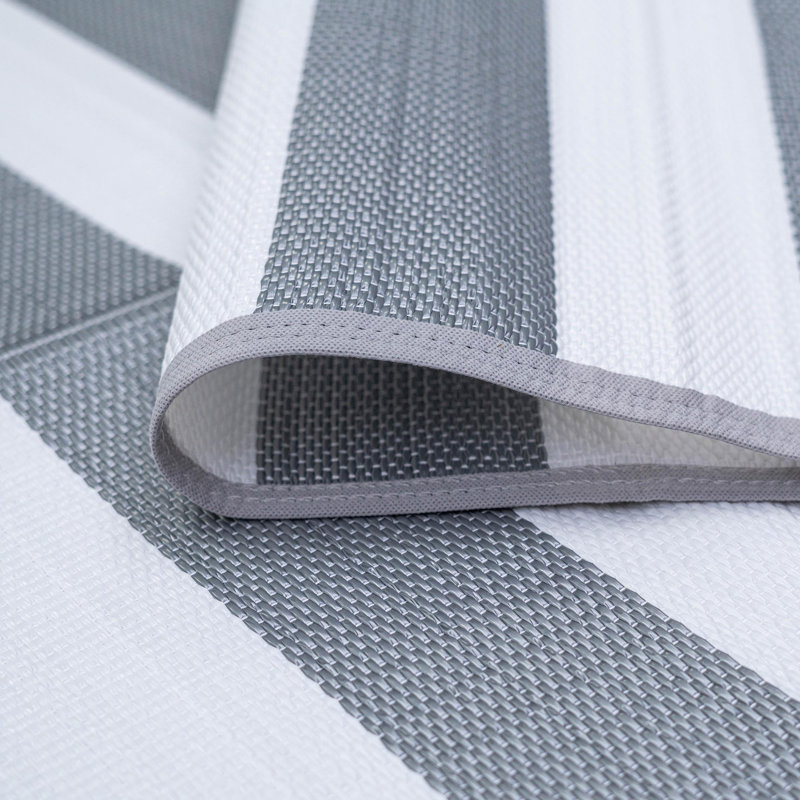 Tapis intérieur / extérieur gris en polypropylène, Rectangle 8 po x 10 po