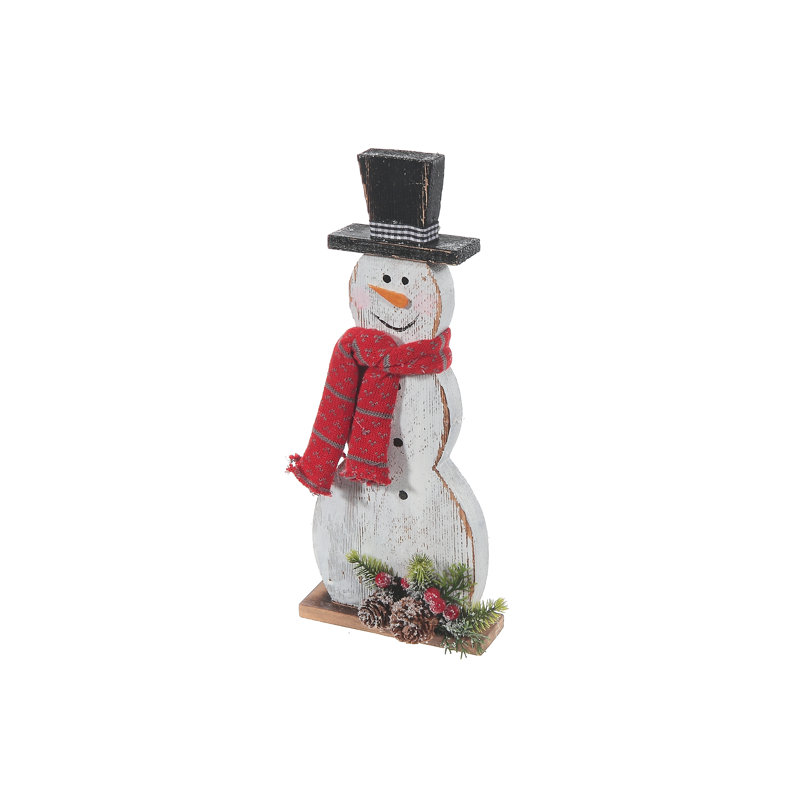 Figurine en bois avec aiguille de pin, H 12 po x l 4 po x P 2 po
