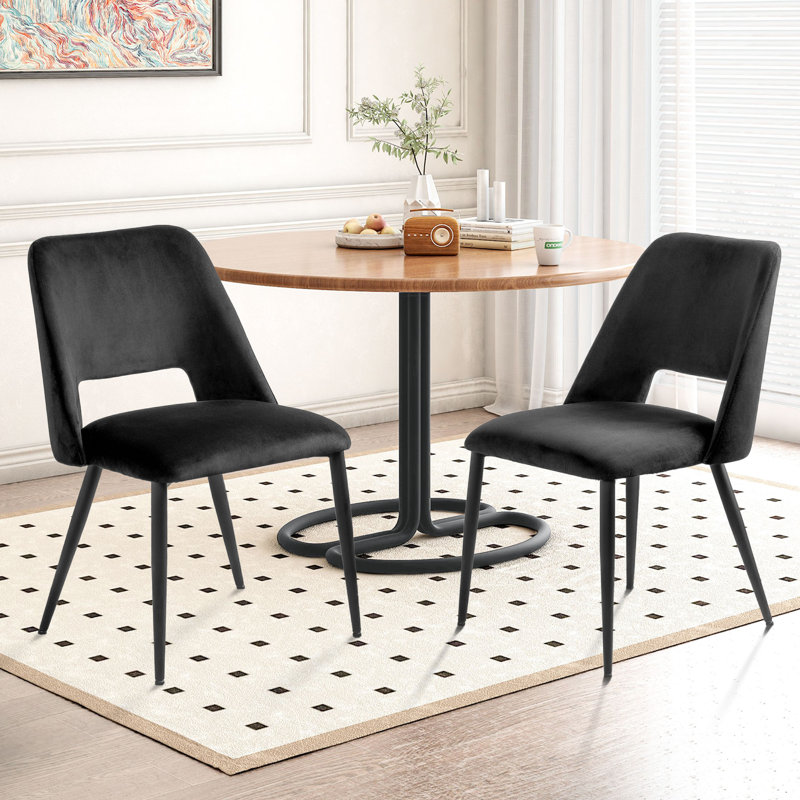 Chaise d'appoint rembourrée en velours Fatou, Noir
