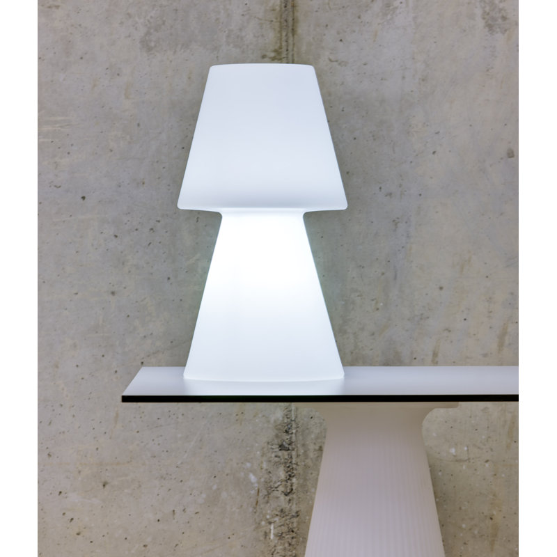 Ela XS Ringling 18" Table Lamp