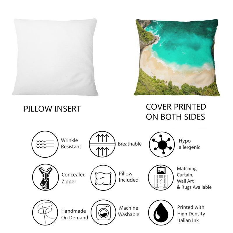 Vue aérienne de la plage tropicale turquoise I - Coussin décoratif imprimé nautique et côtier 1
