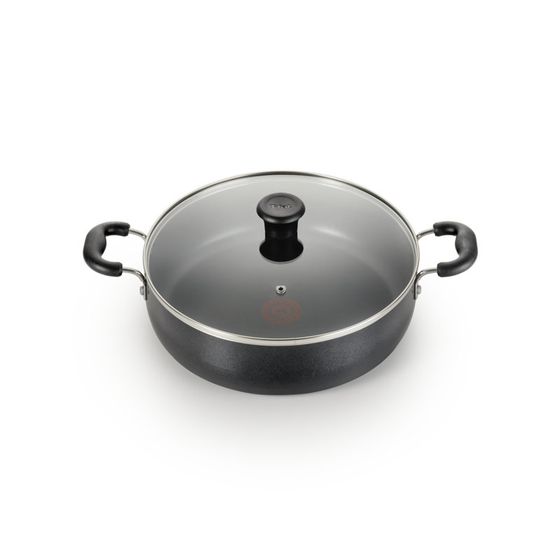 Poêle antiadhésive de tous les jours T-fal Essentials, 12 po, noir