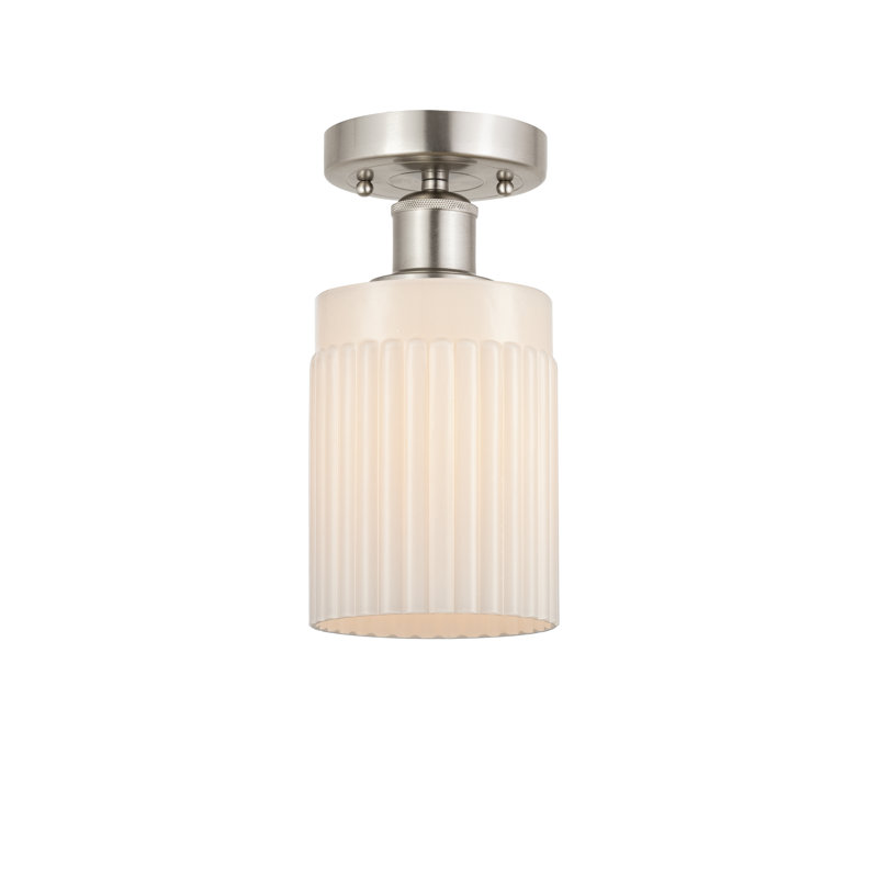 Plafonnier semi-encastré en verre Kamena, Blanc mat, Nickel satiné brossé, H 9,13 po x l 4,5 po x P 4,5 po