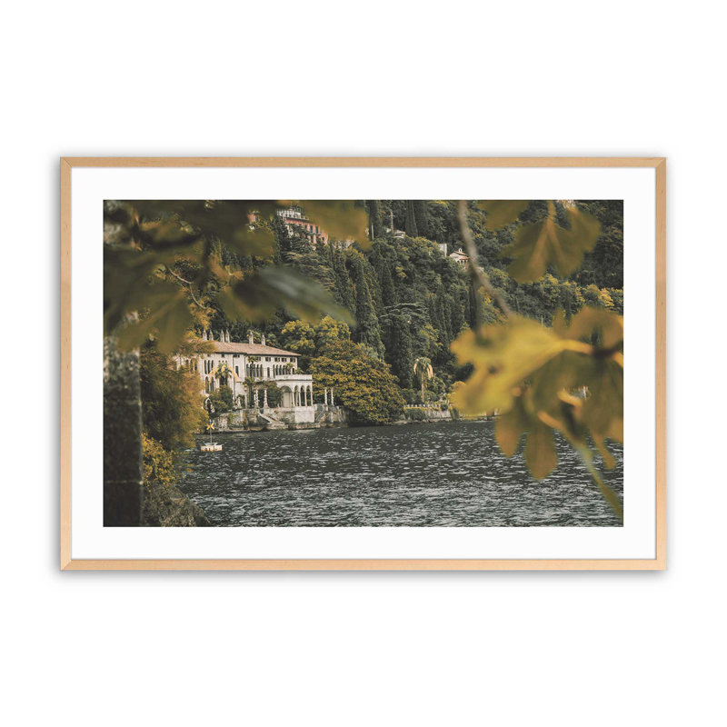 Imprimé Lakeside Mansion,, Érable brut encadré, H 13 po x l 17 po