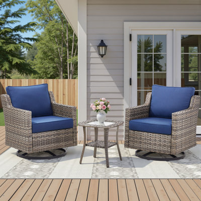 Ensemble de 2 chaises pivotantes pour l'extérieur, avec table d'appoint à plateau en verre, ensemble de 3 pièces en osier gris, idéal pour le porche, la piscine, la terrasse et la cour en bleu
