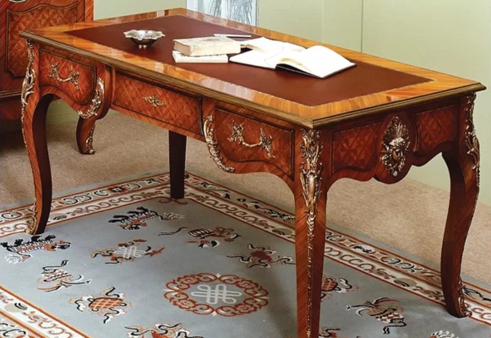 The Louis XVI Collection