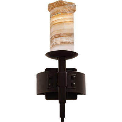 1 - Light Wallchiere