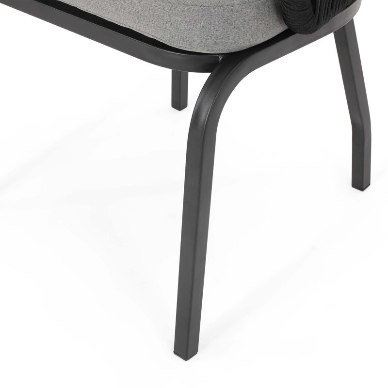 Caractéristique de salon unique, chaise d'appoint distinctive