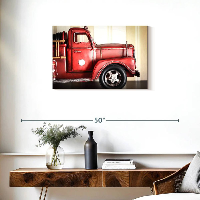 Camion de pompier miniature Mehar, H 20 po x l 30 po