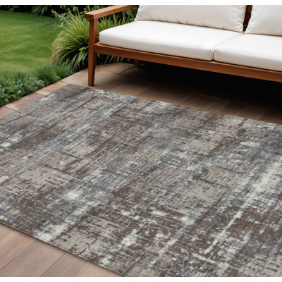 Tapis intérieur / extérieur géométrique lavable brun et gris anthracite 8 pi x 10 pi
