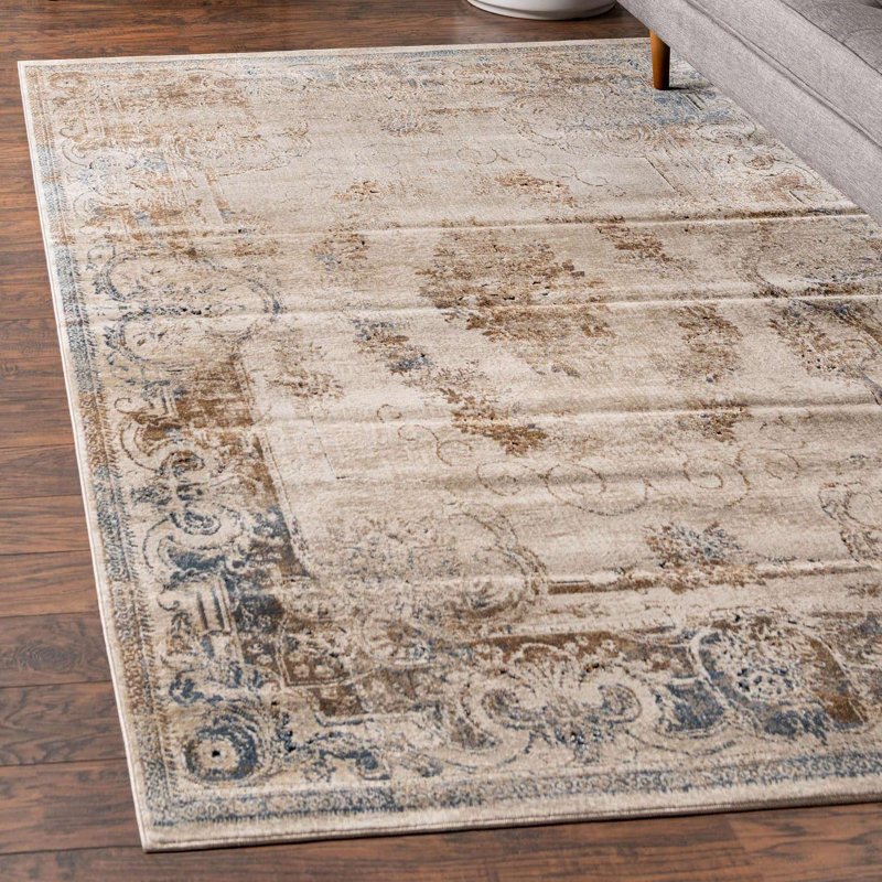 Arlindo Oriental Indoor Rug, Rectangle 2' x 3'1"