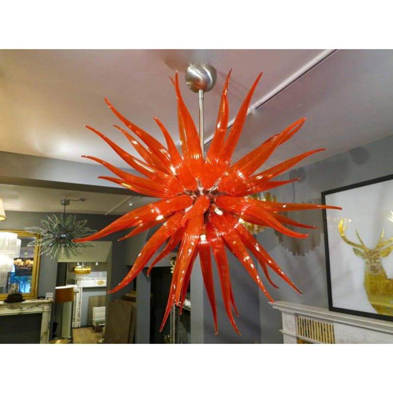 Lustre à 8 lumières Murana, H 31 po x l 30 po x P 30 po, Or brossé, Rouge