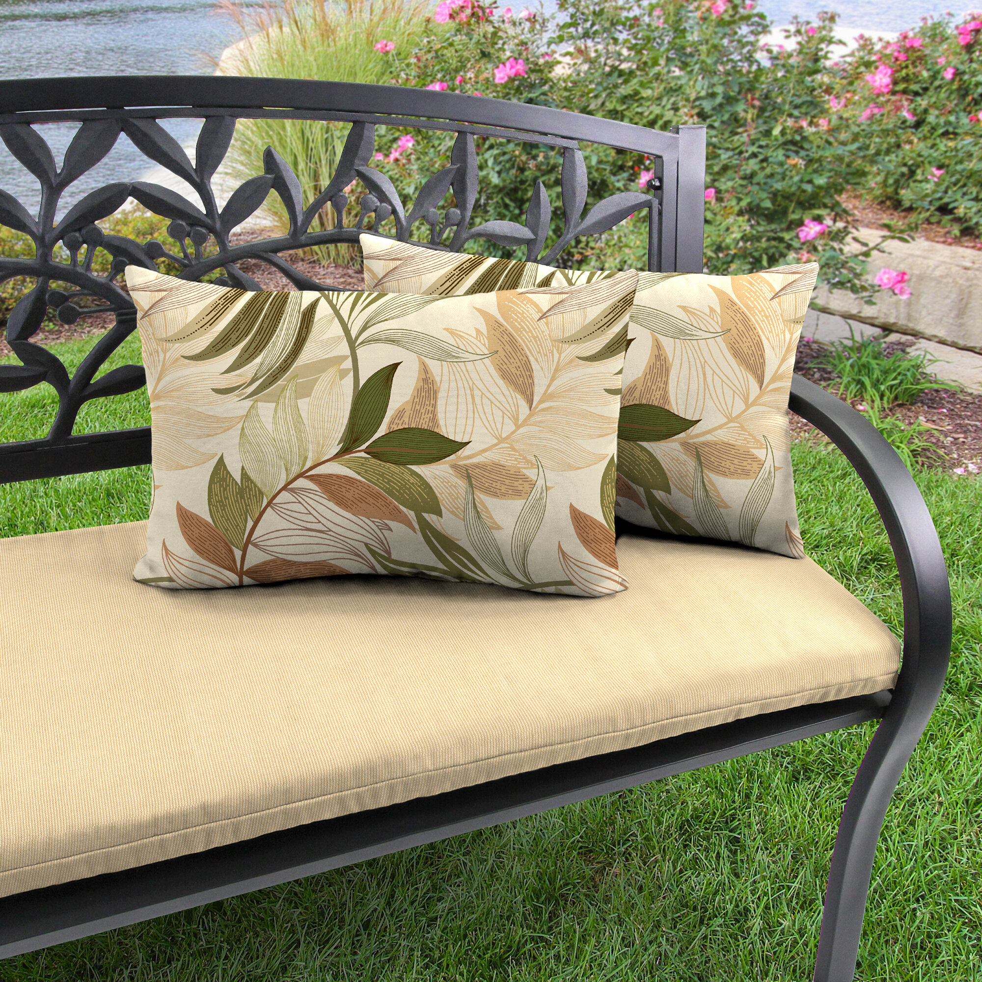 https://assets.wfcdn.com/im/79836754/compr-r85/1553/155372065/floral-polyester-indooroutdoor-throw-pillow.jpg